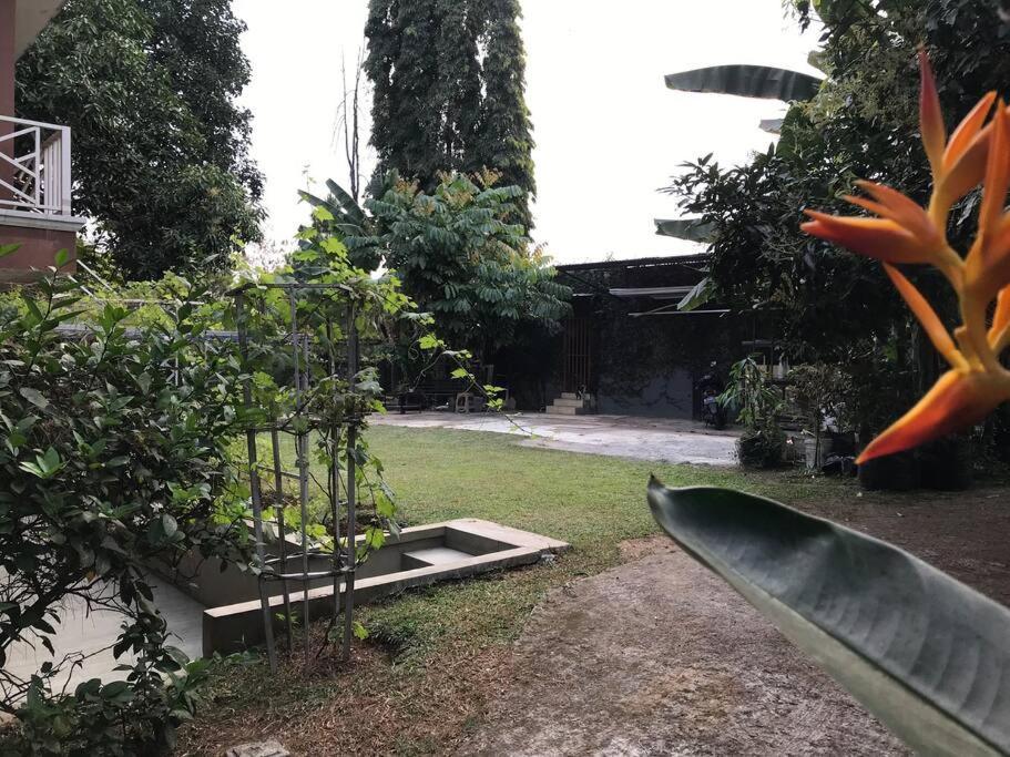 Villa Naumi Bandung Exterior foto